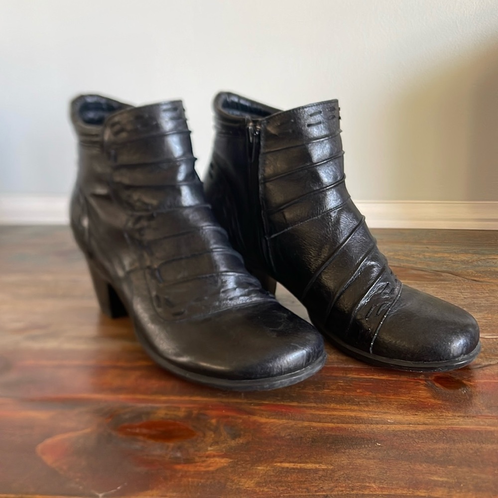 Edgy. Eclectic. Comfortable! Leather boot. Great condition. Worn a few times.